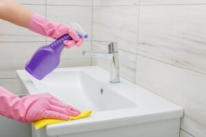 limpieza profunda del baño